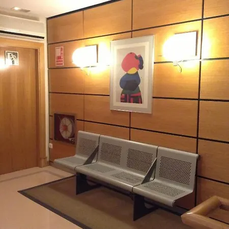 Hotel Central 3* 발데페나스