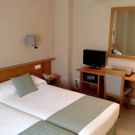 호텔 Hotel Central 3*