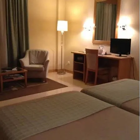 Hotel Central 발데페나스