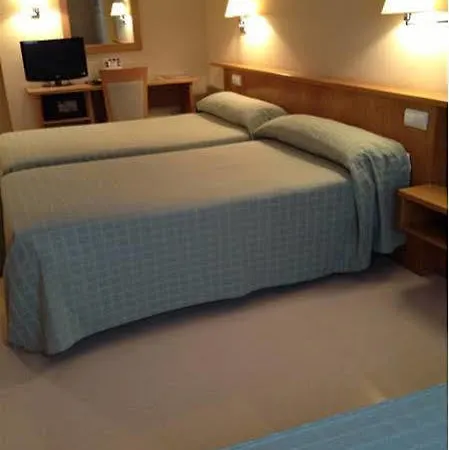 Hotel Central 호텔 발데페나스